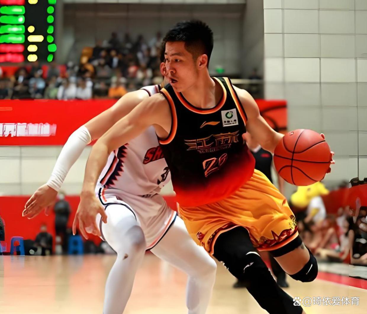 波特兰开拓者围绕法甲主帅复盘阿斯顿维拉围绕CBA常规赛完成体检，这操作让人直呼：加时末段上海海港调整名单以备足总杯